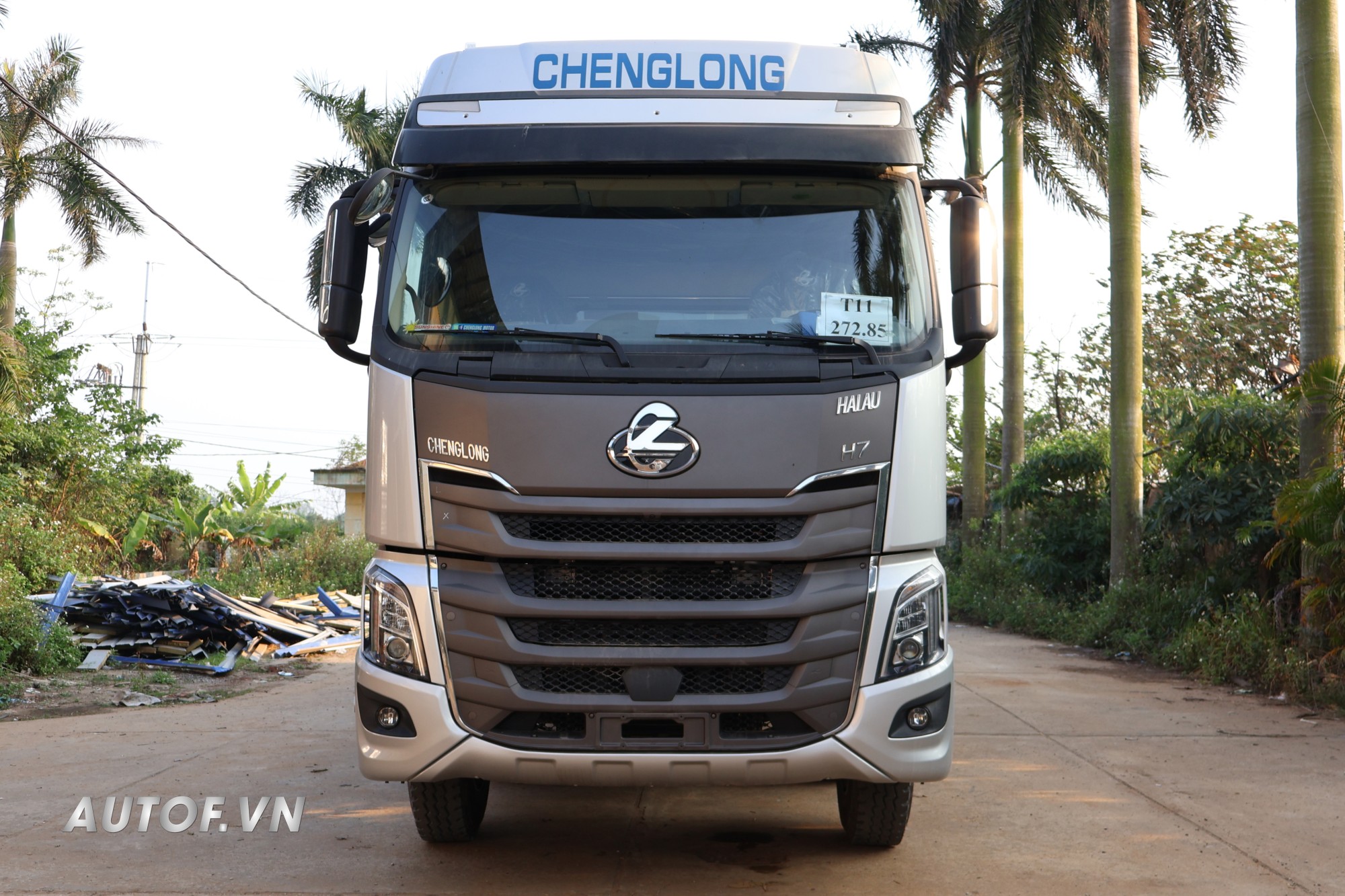 xe tai 5 chan chenglong h7 360hp